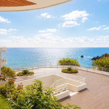 Cap Neree - French Riviera Seafront شقة *